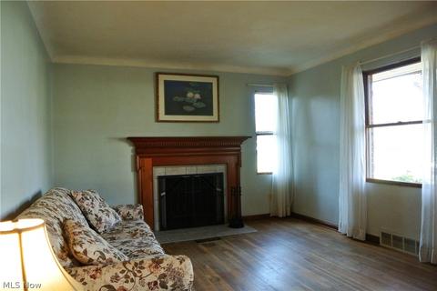 7492 Cherry St, Independence, OH 44131 photo 6