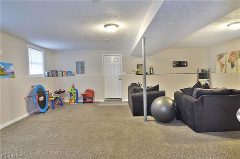 331 Eldon Dr NW, Warren, OH 44483 photo 31