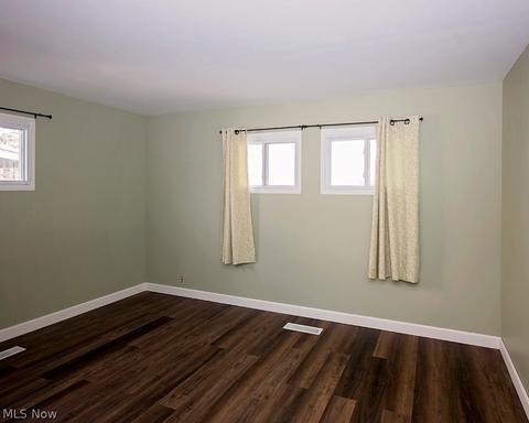 423 Olivet Dr, Elyria, OH 44035 photo 15