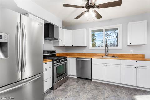 2130 Middle Ave, Elyria, OH 44035 photo 9