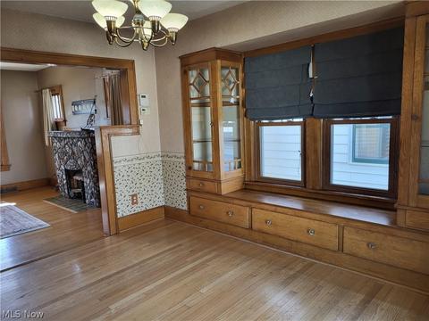 324 Eastern Heights Blvd, Elyria, OH 44035 photo 8