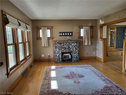 324 Eastern Heights Blvd, Elyria, OH 44035 photo 5