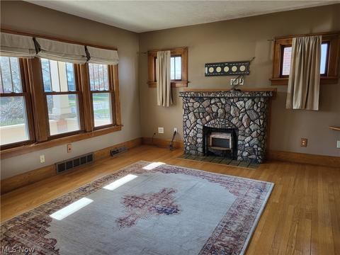 324 Eastern Heights Blvd, Elyria, OH 44035 photo 4