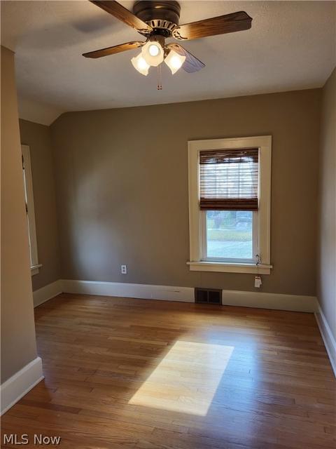 324 Eastern Heights Blvd, Elyria, OH 44035 photo 17