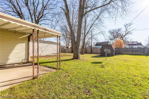 165 Clinton Ave, Elyria, OH 44035 photo 26
