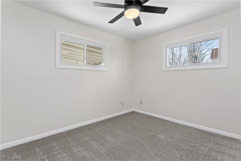 165 Clinton Ave, Elyria, OH 44035 photo 17