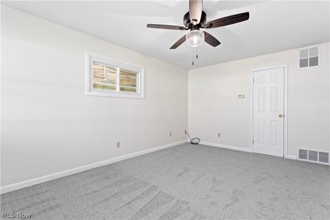 165 Clinton Ave, Elyria, OH 44035 photo 6