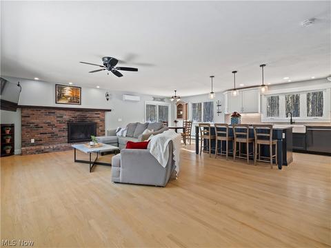 8106 Eagle Rd, Willoughby, OH 44094 photo 7