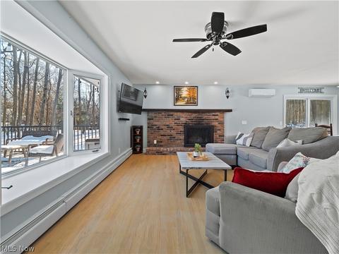 8106 Eagle Rd, Willoughby, OH 44094 photo 6