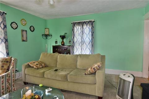 28 Washington Ave, Struthers, OH 44471 photo 15