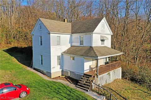 28 Washington Ave, Struthers, OH 44471 photo 2