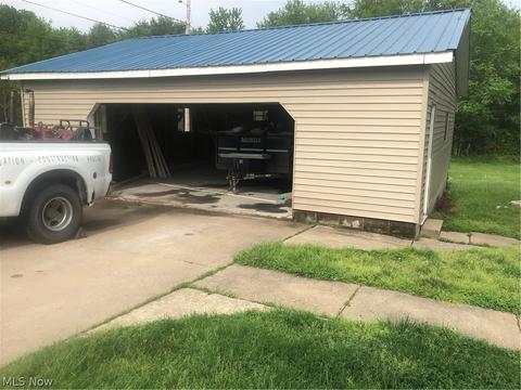 560 Pearl St, Philo, OH 43771 photo 3