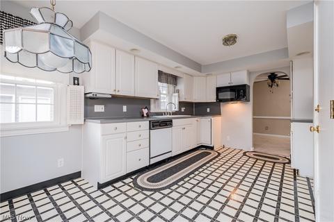 1913 Broad Ave NW, Canton, OH 44708 photo 16