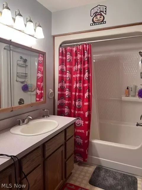 142 Poolside Dr, Dover, OH 44622 photo 17