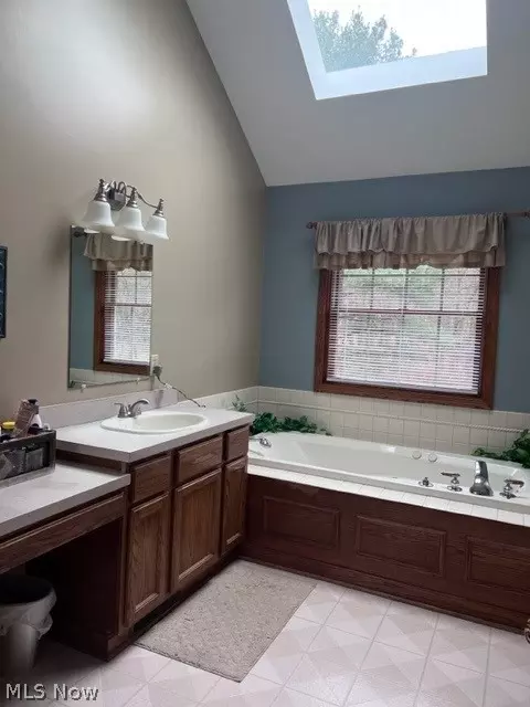 142 Poolside Dr, Dover, OH 44622 photo 14