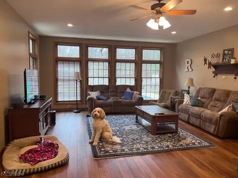 142 Poolside Dr, Dover, OH 44622 photo 11