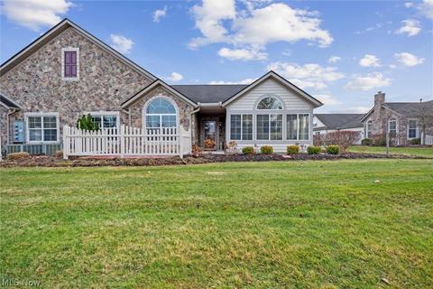 256 Sandover Dr, Aurora, OH 44202 photo 1