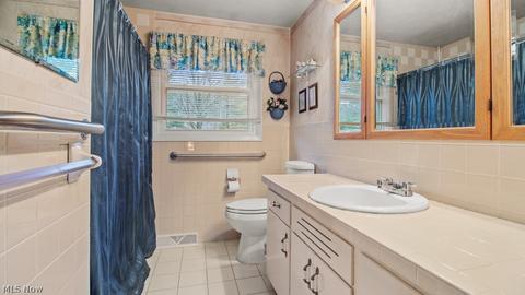 300 E Mohawk Dr, Malvern, OH 44644 photo 13