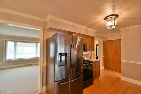 4491 Ocala Dr, Parma, OH 44134 photo 3