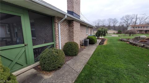 110 Rocky Ledge Dr, Struthers, OH 44471 photo 28