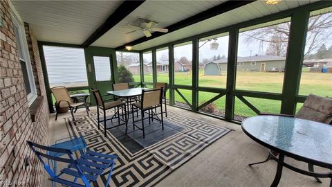 110 Rocky Ledge Dr, Struthers, OH 44471 photo 13
