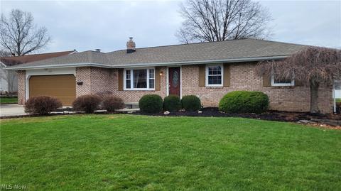 110 Rocky Ledge Dr, Struthers, OH 44471 photo 1