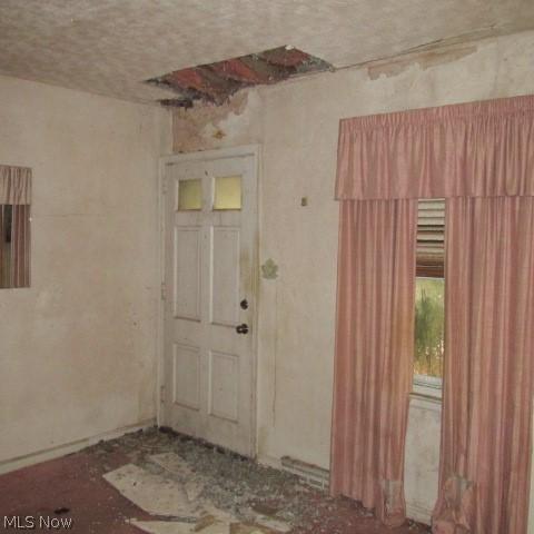 860 Kickapoo Ave, Akron, OH 44305 photo 3