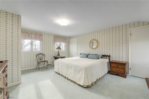 186 Crestview Dr, Elyria, OH 44035 photo 25