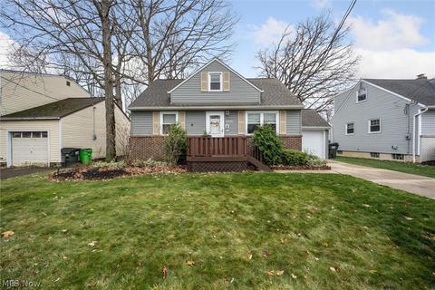 30040 Thomas St, Willowick, OH 44095 photo 1