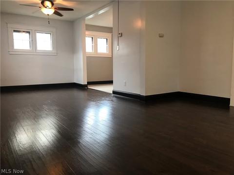 362 E 8th St, Salem, OH 44460 photo 5