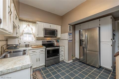 1855 E 32nd St, Lorain, OH 44055 photo 12