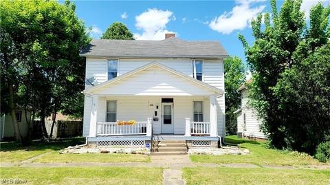 1030 E Main St, Coshocton, OH 43812 photo 1
