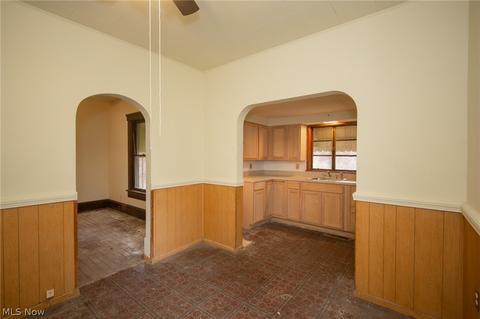 1581 Warner Rd SE, Canton, OH 44707 photo 10