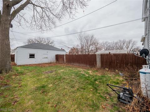 1766 E 32nd St, Lorain, OH 44055 photo 4