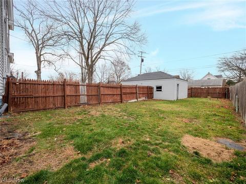 1766 E 32nd St, Lorain, OH 44055 photo 14