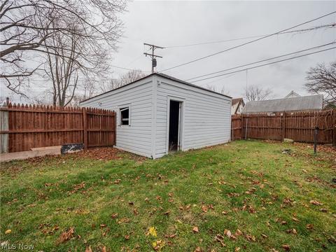 1766 E 32nd St, Lorain, OH 44055 photo 6