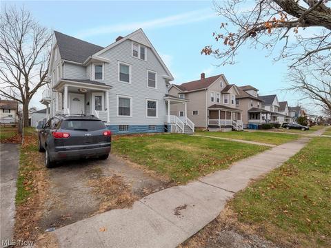 1766 E 32nd St, Lorain, OH 44055 photo 9