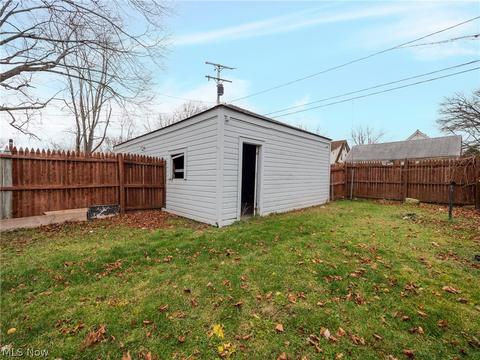 1766 E 32nd St, Lorain, OH 44055 photo 8