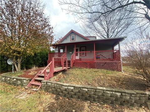 941 Iredell St, Akron, OH 44310 photo 1