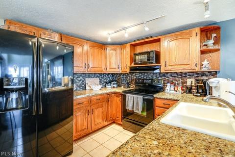 2014 Shore Dr, Huron, OH 44839 photo 12