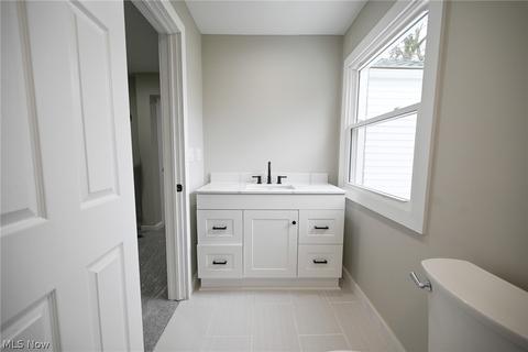 2737 E Sprague Rd, Seven Hills, OH 44131 photo 18
