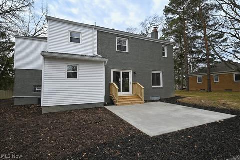 2737 E Sprague Rd, Seven Hills, OH 44131 photo 4