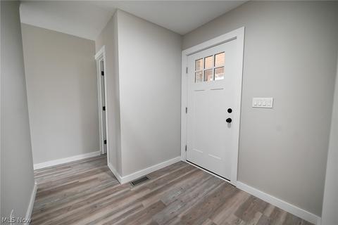 2737 E Sprague Rd, Seven Hills, OH 44131 photo 7