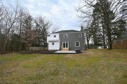 2737 E Sprague Rd, Seven Hills, OH 44131 photo 5