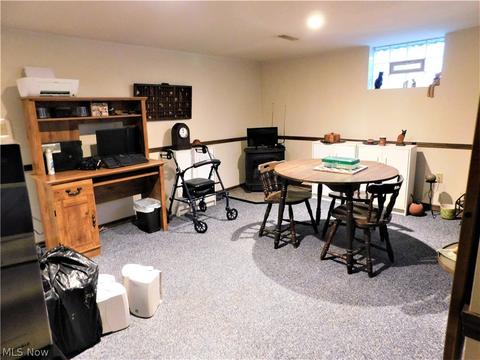809 W 3rd St, Niles, OH 44446 photo 27