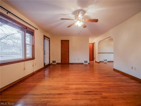 543 Eastern Heights Blvd, Elyria, OH 44035 photo 14