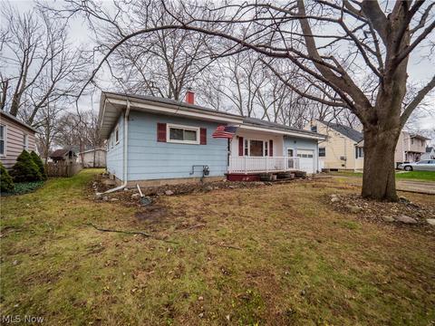 543 Eastern Heights Blvd, Elyria, OH 44035 photo 5