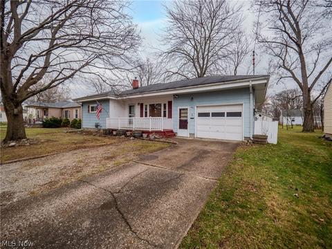 543 Eastern Heights Blvd, Elyria, OH 44035 photo 4