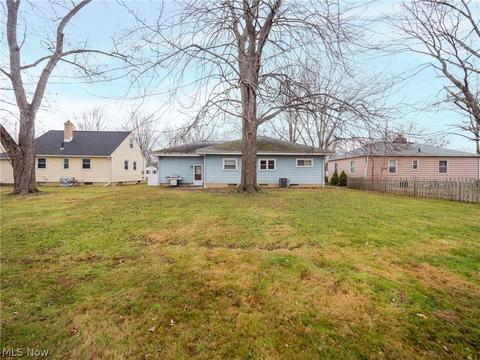 543 Eastern Heights Blvd, Elyria, OH 44035 photo 33