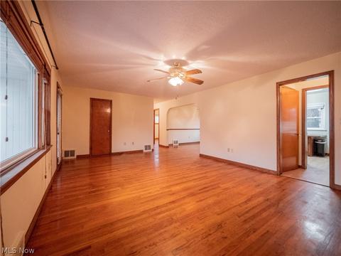 543 Eastern Heights Blvd, Elyria, OH 44035 photo 15